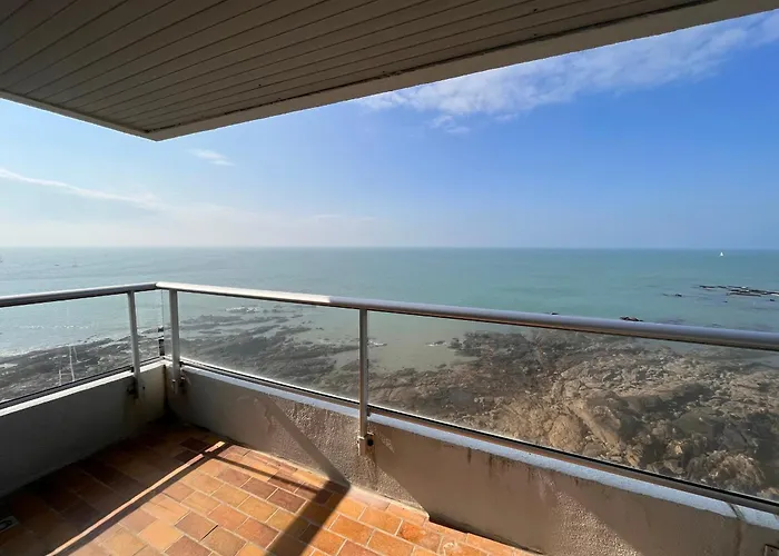 شقة Confortable Avec Vue Sur L'ocean, 2 Et Balcon - Fr-1-197-201 *
